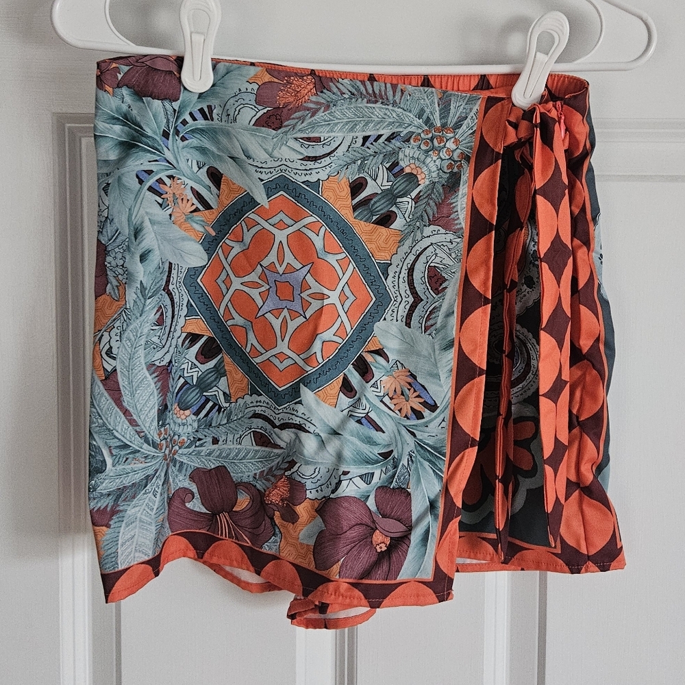Colorful Geometric Patterned Skort And Halter Set